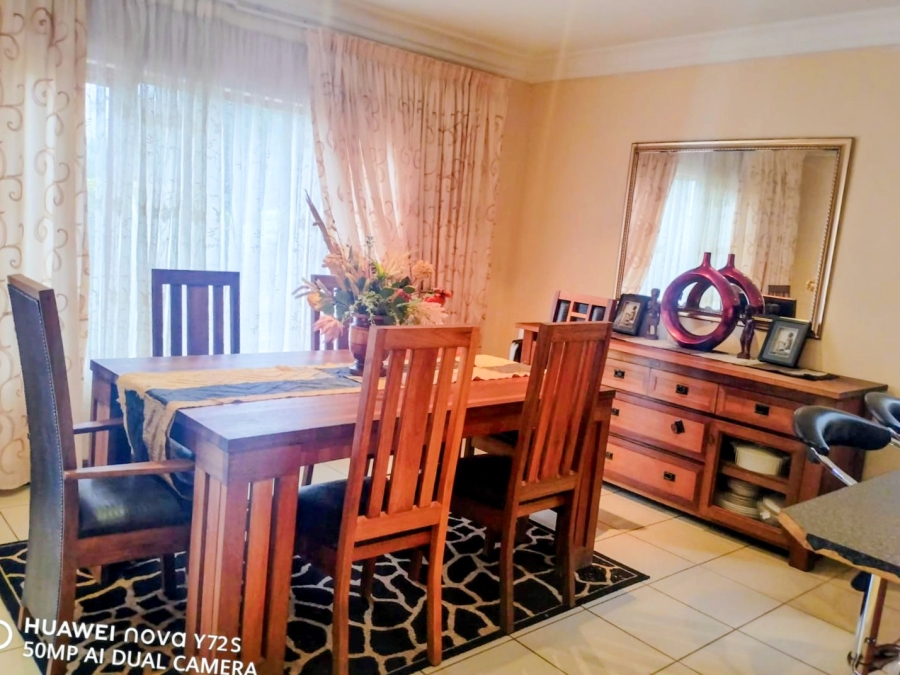 3 Bedroom Property for Sale in Kosmos Ridge North West